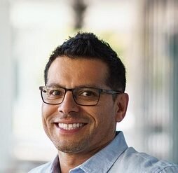 businessman 5791566 1280